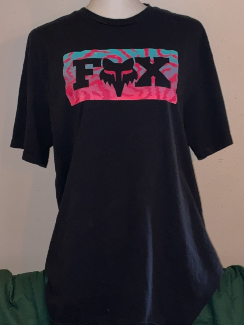 Fox Racing Black Graphic Tee Large Pink Teal Logo Shirt 100% Cotton